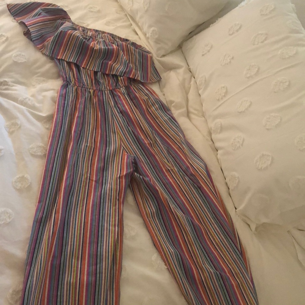 Striped one shoulder jumper